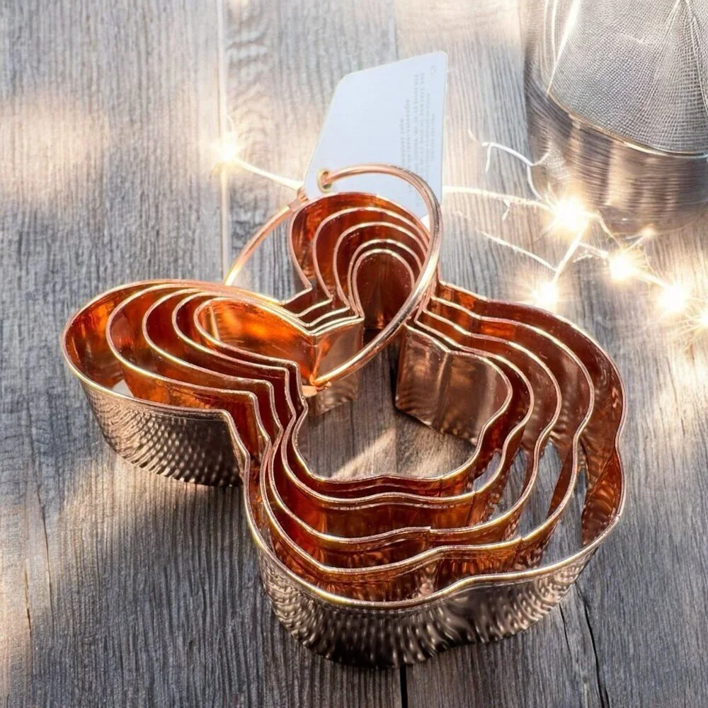 Williams Sonoma Easter Bunny Copper Metal Cookie Cutters 5 on Ring New W Tag - Picture 3 of 14